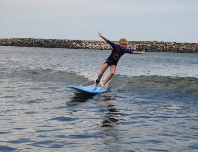  Koa Surf Guatemala-¡Tu primera clase de Surf  en El Paredón + 1 hora de Flowboard!