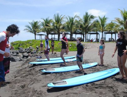 ¡Tu primera clase de Surf  en El Paredón + 1 hora de Flowboard! -  KOA Surf Guatemala