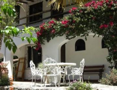 Hospedaje y refugio al pie de una montaña - Hosteria & Spa La Sevillana