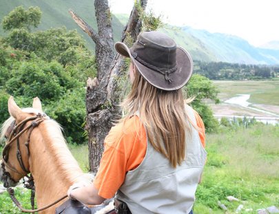 Hacienda Del Chalán-Cabalgata en reserva natural de Manthanay y lagunas interandinas