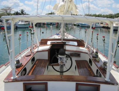 Cozumel Boat Trips-Tour de vela y snorkel en Cozumel