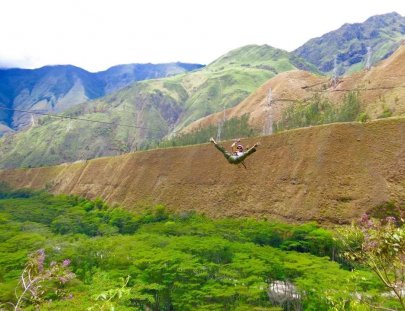 Cola De Mono-Tour de Canopy Cola de Mono