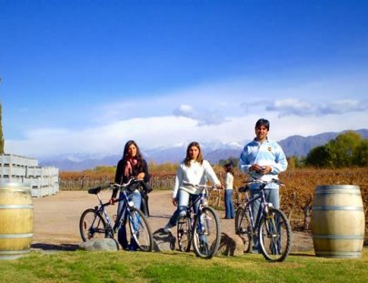 Sak Winetravel-En Bicicleta por las Bodegas de Vino de Mendoza