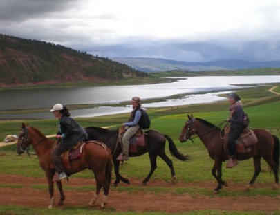 Apupacha Horse Adventure-Cabalgue y Encuentre la Naturaleza y Cultura de Cuzco 