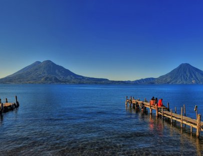 Guatemala Travel-Tour en barco del Lago de Atitlan Guatemala 