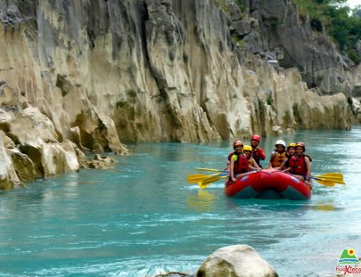 Huaxteca-Rafting en el río Micos clase II