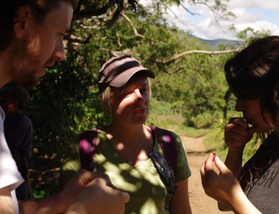 Turismo local,  Tour de café + caminata por el Volcán de Agua - De La Gente