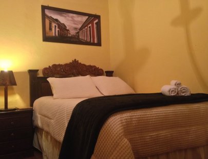 El Mesón De Antigua-Disfrutando por la Antigua con tu pareja 