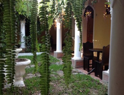 El Mesón De Antigua-Disfrutando por la Antigua con tu pareja 