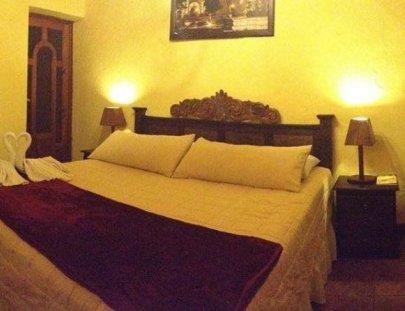 El Mesón De Antigua-Disfrutando por la Antigua con tu pareja 