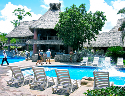 Hotel Amatique Bay Resort & Marina-Un Paraíso en el Caribe Guatemalteco