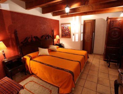 Hotel Candelaria-Una bella habitación auténticamente antigüeña