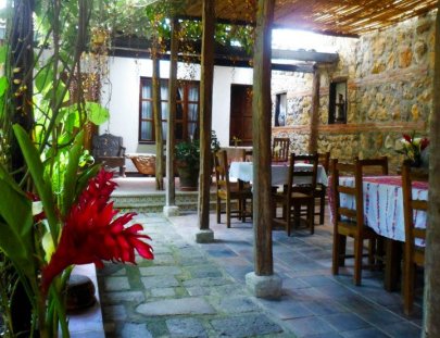 Disfruta una estancia en la casa de nuestros abuelos Q`eqchis  - Hotel Casa Q`eqchi