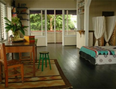 Hotel La Casa Rosada-Hospedate en un hotel rústico en la selva tropical de Livingston