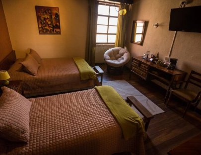 Un hospedaje con estilo clásico en Xela - Hotel Modelo