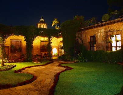 Hotel Posada Don Rodrigo-Hospédaje para 2 en un hotel de lujo, estilo colonial