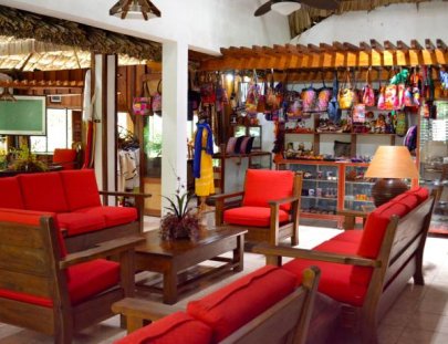 Jungle Lodge Tikal Hostal-Consiente a los tuyos en un exótico jungle lodge  en Tikal