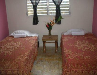 Bed & Breakfast Casa Nostra-Hotel ubicado en el Río Dulce