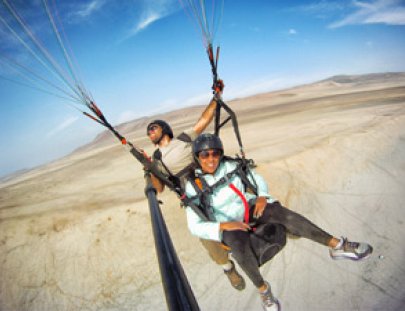 Autana-Vuelos tandem en paisajes hermosos de la reserva de Paracas