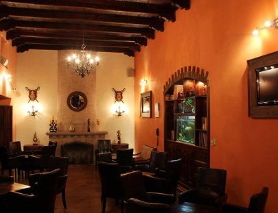 Pensión Bonifaz-Hospedaje Frente al Parque Central de Quetzaltenango