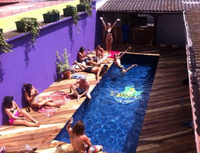 El único hostal en antigua guatemala con piscina  - Tropicana Hostal Antigua