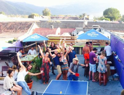 Tropicana Hostal Antigua-El único hostal en antigua guatemala con piscina 