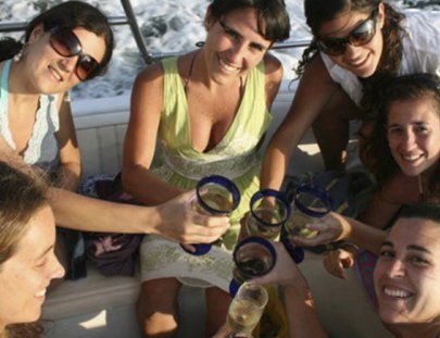 Pacífico Adventures-Tour del atardecer con champagne en un yate privado