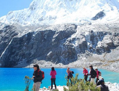 Excursión a impresionante Laguna 69 en los Andes Peruanos - Peruvian Andes
