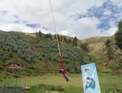 Action Valley-Despega en una catapulta de 100 metros en Cusco