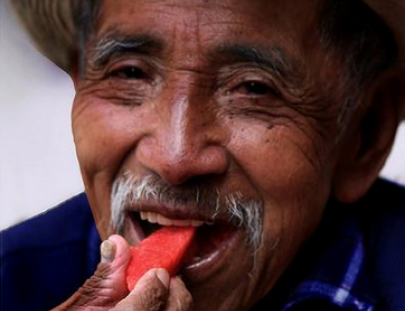 Un hogar cálido para gente de la tercera edad - Cabecitas de Algodón