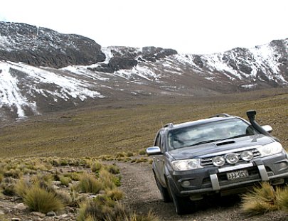 Peru Adventure Tours-Excursion 4x4 al rededor de 3 volcanes 