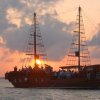 Columbus The Lobster Dinner Cruise-Crucero romántico al atardecer con cena de langosta