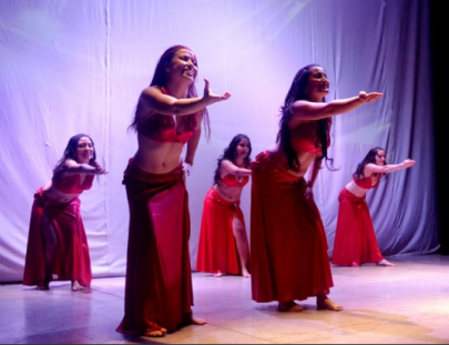 Natalia Bellydance- Los movimientos de la danza del vientre árabe
