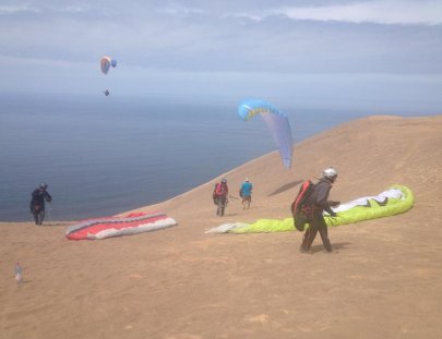 Oasisfly Parapente Chile-Paragliding sobre el desierto en Palo Buque, Chile