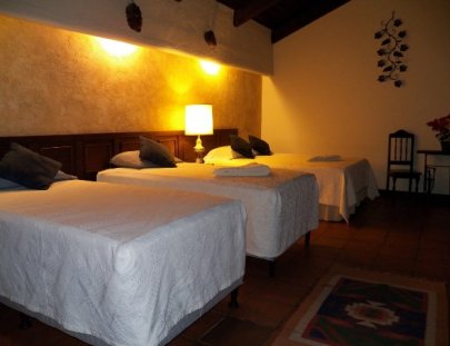 Hotel Euromaya-Hotel en Antigua con contrastes antiguos y modernos