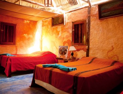 Un Eco Hotel Rústico a orillas del Lago Petén Itzá - Hotel Mon Ami