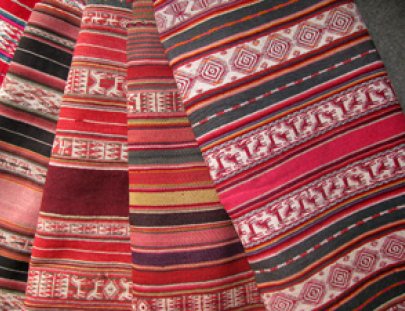 Museo Del Poncho-Museo del poncho, descubre la magia del tejido andino boliviano
