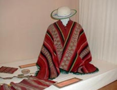 Museo Del Poncho-Museo del poncho, descubre la magia del tejido andino boliviano