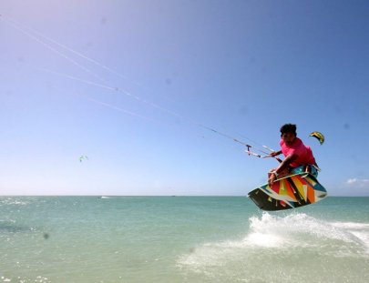 Kiteboarding Club El Yaque-Aprende kiteboarding en un ambiente caribeño