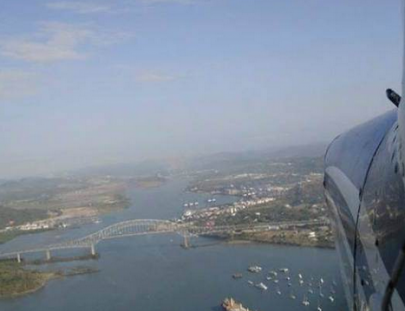 Panama Flight Adventures-Explora la Ciudad de Panamá desde el aire