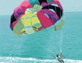 El Salvador Adventure-Aventura de parapente sobre el lago Coatepeque