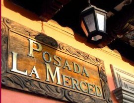 Hotel Posada La Merced-Hospedaje cerca de una iglesia colonial con vistas directas al volcán de Agua