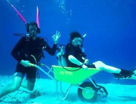 Centro profesional de buceo en el maravilloso lago Coatepeque - El Salvador Divers