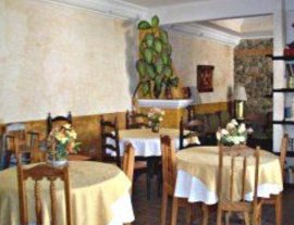 Hotel Posada Don Valentino-Un lindo hotel rodeado de jardines