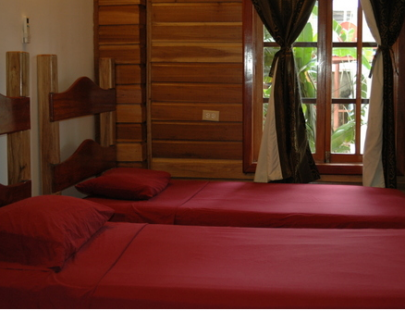 Hotel Olas-Disfruta de un Hotel con la vista perfecta sobre el agua !