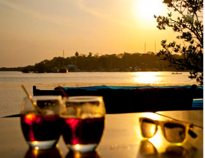 Disfruta de un Hotel con la vista perfecta sobre el agua ! - Hotel Olas