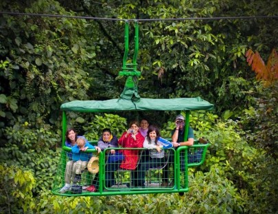 Rain Forest Adventures-Vuela por los aires haciendo canopy en Rainforest Adventures