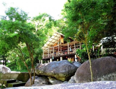  Hotel estilo cabaña y disfruta rafting sobre las aguas del Rio Cangrejal  - Jungle River Lodge