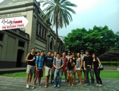 Real City Walking Tours-Tour de Frutas Exoticas