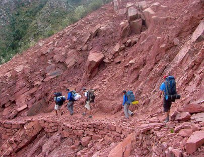 Trekking en los Andes por el Camino Inca y Cráter Maragua  - Condor Trekkers